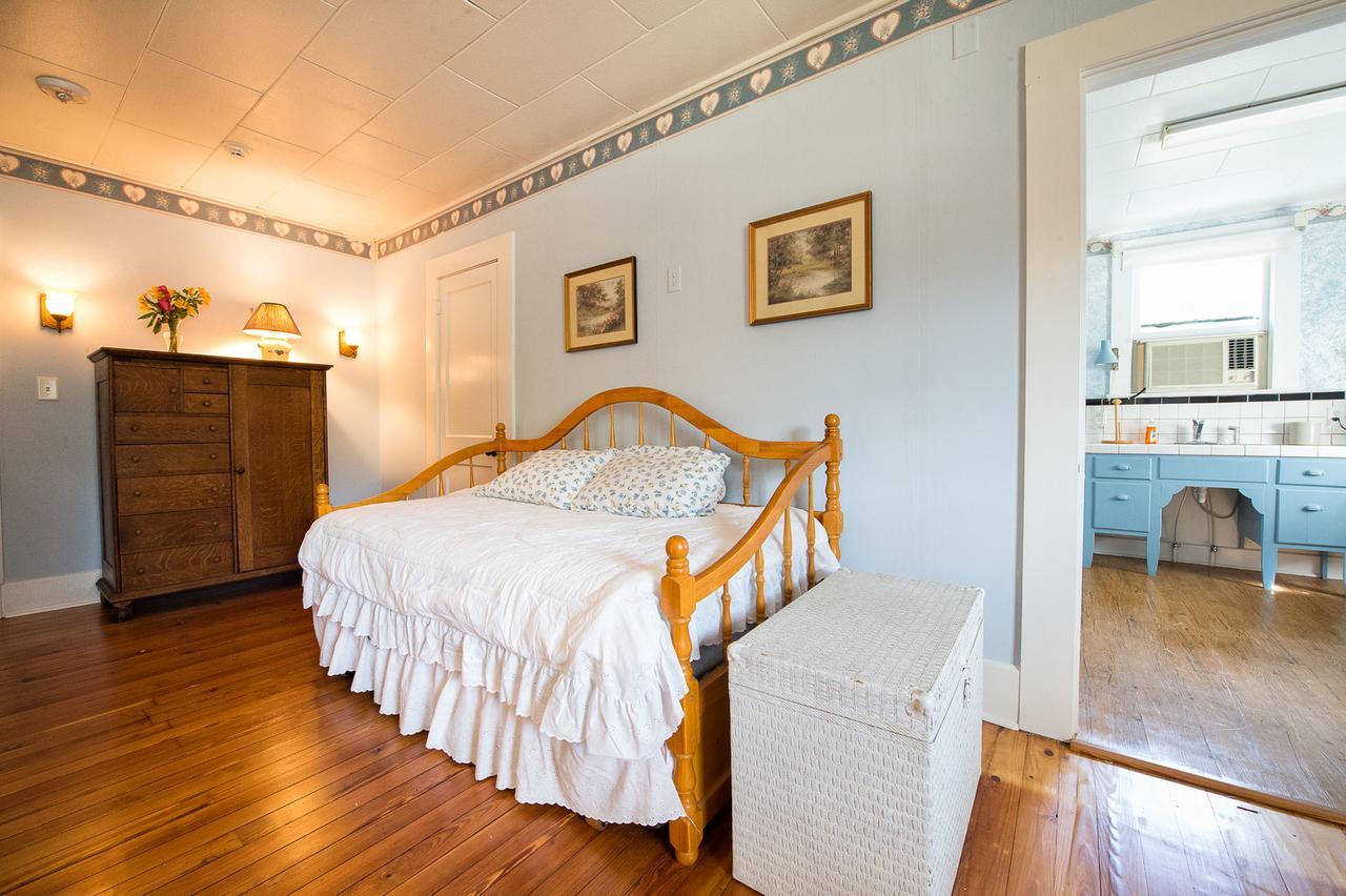 Farnsworth House Bed And Breakfast Mount Dora Exterior photo